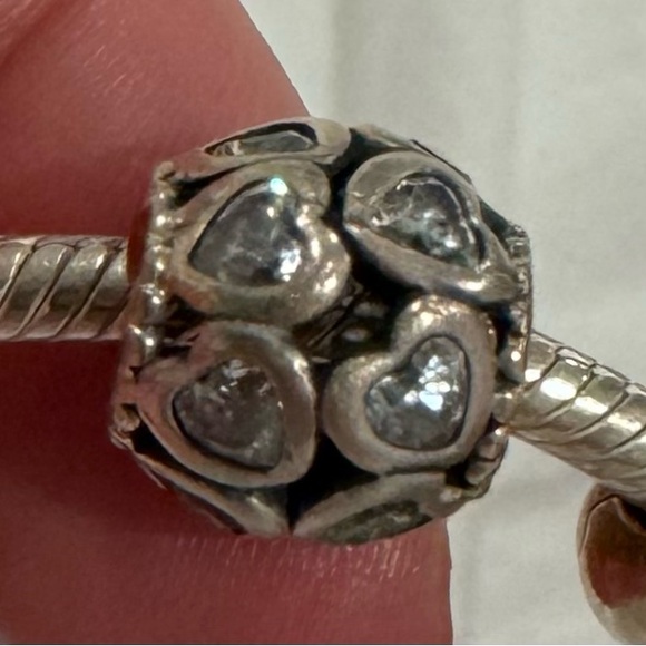 Pandora Moments Hearts clasp snake chain bracelet ST LUCIA CHARM - Picture 4 of 12